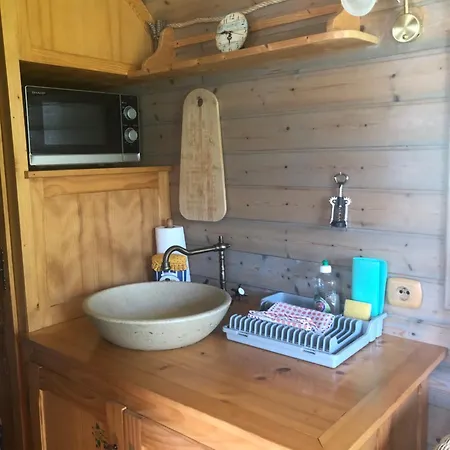 Roulotte Dans Un Cadre Verdoyant Dom wakacyjny *